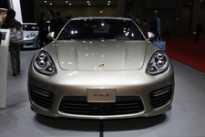 ポルシェ パナメーラ「パナメーラターボS エグゼクティブ」[東京モーターショー2013会場速報]