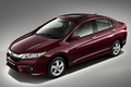 ホンダ、新型「シティ」をインドで初公開