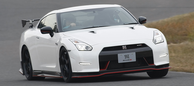 日産 Gt R Nismo Gt R 14年モデル 試乗レポート 河口まなぶ 1 3 徹底検証 13年新型車種ー試乗レポート Mota 日産 Gt R Nismo Gt R 14年モデル 試乗レポート 河口まなぶ 1 3 徹底検証 13年新型車種ー試乗レポート Mota