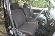 フロントシート