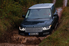 ランドローバー 新型ディスカバリー4(2014年モデル)