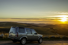 ランドローバー 新型ディスカバリー4(2014年モデル)