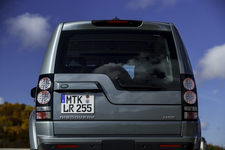 ランドローバー 新型ディスカバリー4(2014年モデル)