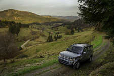 ランドローバー 新型ディスカバリー4(2014年モデル)