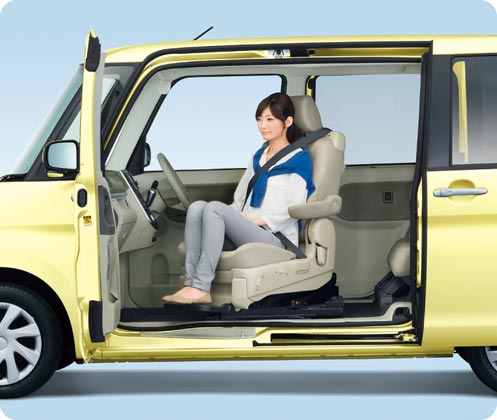 ダイハツ、福祉車両の「フレンドシップシリーズ」の『タントスローパー