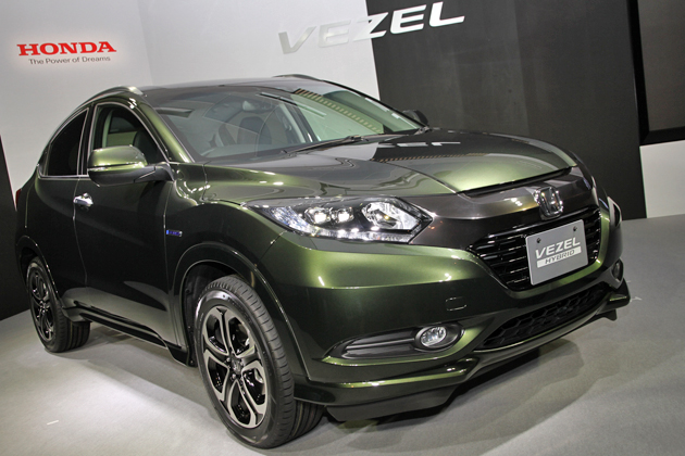 【ホンダ「VEZEL(ヴェゼル)」発表会[2013/12/19]】ホンダ 新型SUV「VEZEL(ヴェゼル)」VEZEL HYBRID Z[FF／ボディカラー：ミスティグリーン・パール]