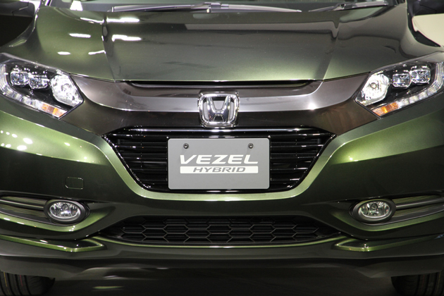 【ホンダ「VEZEL(ヴェゼル)」発表会[2013/12/19]】ホンダ 新型SUV「VEZEL(ヴェゼル)」VEZEL HYBRID Z[FF／ボディカラー：ミスティグリーン・パール]