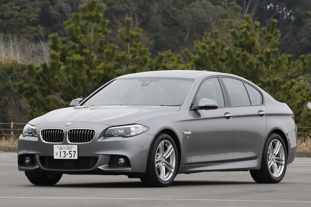 ニュー BMW 5シリーズ「523d M Sport」(クリーンディーゼル)[2014年マイナーチェンジモデル／ボディカラー：グレーシャー・シルバー]