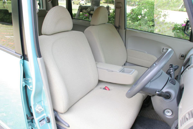 フロントシート