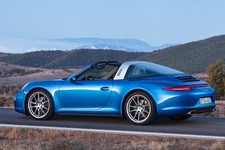 ポルシェ 911 タルガ4