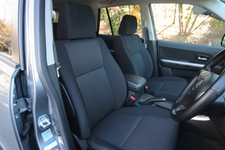 フロントシート