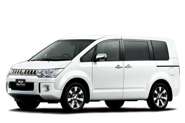 三菱、「デリカD：5」の特別仕様車『ROYAL EXCEED』を発売|【業界