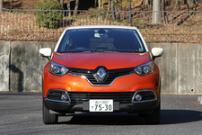 ルノー キャプチャー「インテンス」[ボディカラー：オランジュ ルシヨンM／イヴォワール]