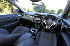 日産 新型 エクストレイル[3代目／2013年末フルモデルチェンジ]「20X "エマージェンシーブレーキ パッケージ"」[4WD・2列車]