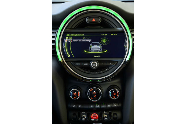 ミニジョンクーパーワークス中期モデル　センターディスプレイリング BMW MINI純正JCW専用センターディスプレイリング