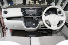 三菱 eKスペース 発表会