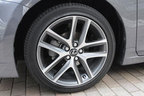 レクサス CT200h F SPORT／215/45R17タイヤ＆F SPORT専用アルミホイール【ボディカラー：マーキュリーグレーマイカ】