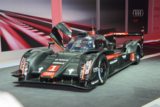 アウディ R18 e-tron クワトロ