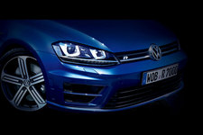 フォルクスワーゲン 新型 ゴルフ R