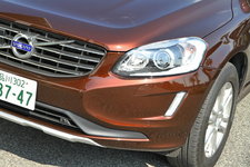 【「VOLVO ECOドライブチャレンジ」レポート】今回の試乗車「ボルボ 新型 XC60 T5 SE」[FF／ボディカラー：リッチジャバメタリック]