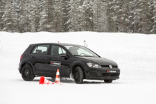 ヨコハマゴム ウィンタータイヤ試乗 in スウェーデン