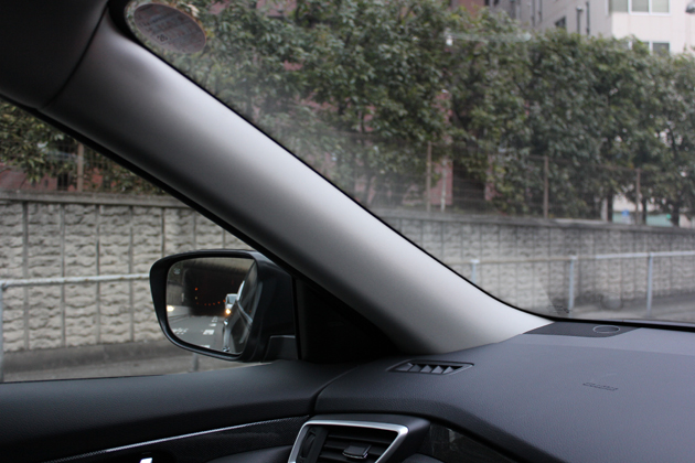 日産 新型エクストレイル Aピラー [市街地燃費計測中]