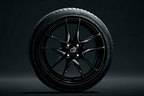 トヨタ 新型 ヴィッツ　205/45R17タイヤ(ブリヂストンPOTENZA RE050)＆7J G’s”専用アルミホイール（ブラック）