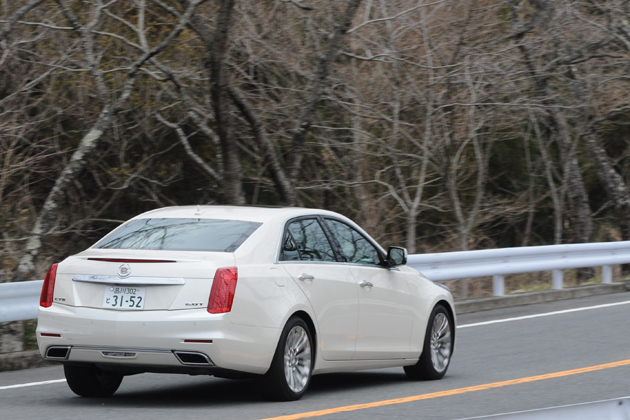 新型 キャデラック CTS エレガンス 試乗レポート/今井優杏 10