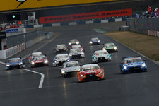 スーパーGT2014　開幕戦岡山　決勝スタート