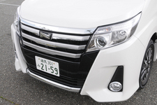 トヨタ ノア Si（ガソリンモデル）燃費レポート／フロントフェイス2
