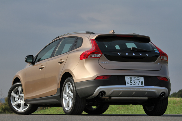試乗】ボルボ V40 クロスカントリー T4 ノルディック[2014年限定
