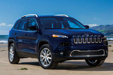 新型 Jeep Cherokee（ジープ・チェロキー）・Limited（リミテッド）／フロントエクステリア