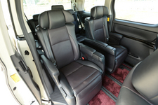 トヨタ アルファードハイブリッド 2.4 SR プレミアムシートパッケージ（4WD）