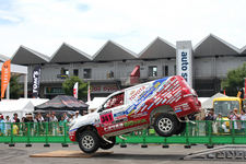 ※写真は以前のもの　ダカール・ラリー ランクル同乗体験会／スーパーフォーミュラ第2戦 富士