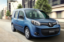 ルノー 新型「カングー ゼン 6MT」／エクステリア・走行イメージ1