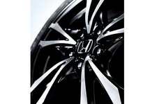 ホンダ CR-Z  α・Dressed label III　17インチ軽量アルミホイール (17X6.5J) ＋スチールラジアルタイヤ (205/45R84W)