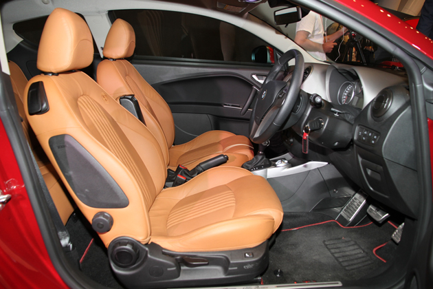 Alfa 4c 日本デビューでアルファ ロメオの女神 長澤まさみ が降臨 画像ギャラリー No 63 新型車リリース速報 Mota Alfa 4c 日本デビューでアルファ ロメオの女神 長澤まさみ が降臨 画像ギャラリー No 63 新型車リリース速報 Mota