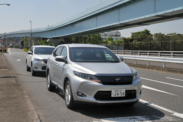 トヨタ 新型ハリアーハイブリッド（ELEGANCE）の市街地燃費測定中3