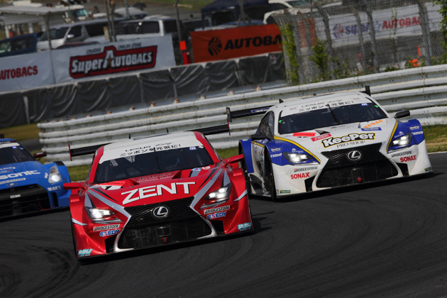 ＃1 ZENT CERUMO RC F　立川 祐路／平手 晃平・