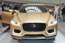 ジャガー スポーツ・クロスオーバー・コンセプト『C-X17』