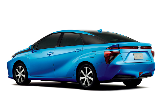 トヨタ 新型燃料電池自動車(FCV)