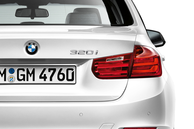 Bmw 3i に安全装備などを標準装備した特別仕様車を発売 画像ギャラリー No 5 業界先取り 業界ニュース 自動車ニュース22国産車から輸入車まで Mota
