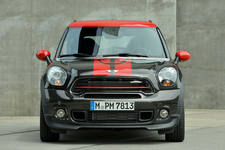 新型「MINI ペースマン」/エクステリア・フロント