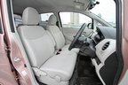 三菱 eKワゴン（2014年6月一部改良モデル）