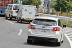 スバル レヴォーグ 1.6GT EyeSight／市街地の燃費を測定中1