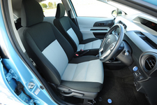 トヨタ アクア/インテリア