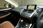 レクサス コンパクトクロスオーバーSUV「NX」NX300h（ハイブリッドモデル）／助手席側インパネ