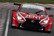 ＃1 ZENT CERUMO RC F（立川祐路／平手晃平組）／スーパーGT 2014　第4戦SUGO