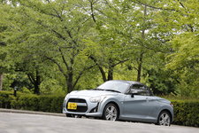 ダイハツ 新型 コペン(コペン ローブ)[DAIHATSU NEW COPEN ROBE]／ボディカラー：リキッドシルバーメタリック