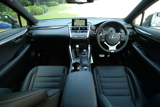 レクサス Nx 新型車速報 レクサス初のコンパクトクロスオーバーモデルが新開発2リッターターボエンジンを引っさげて登場 画像ギャラリー No 37 新型車リリース速報 Mota